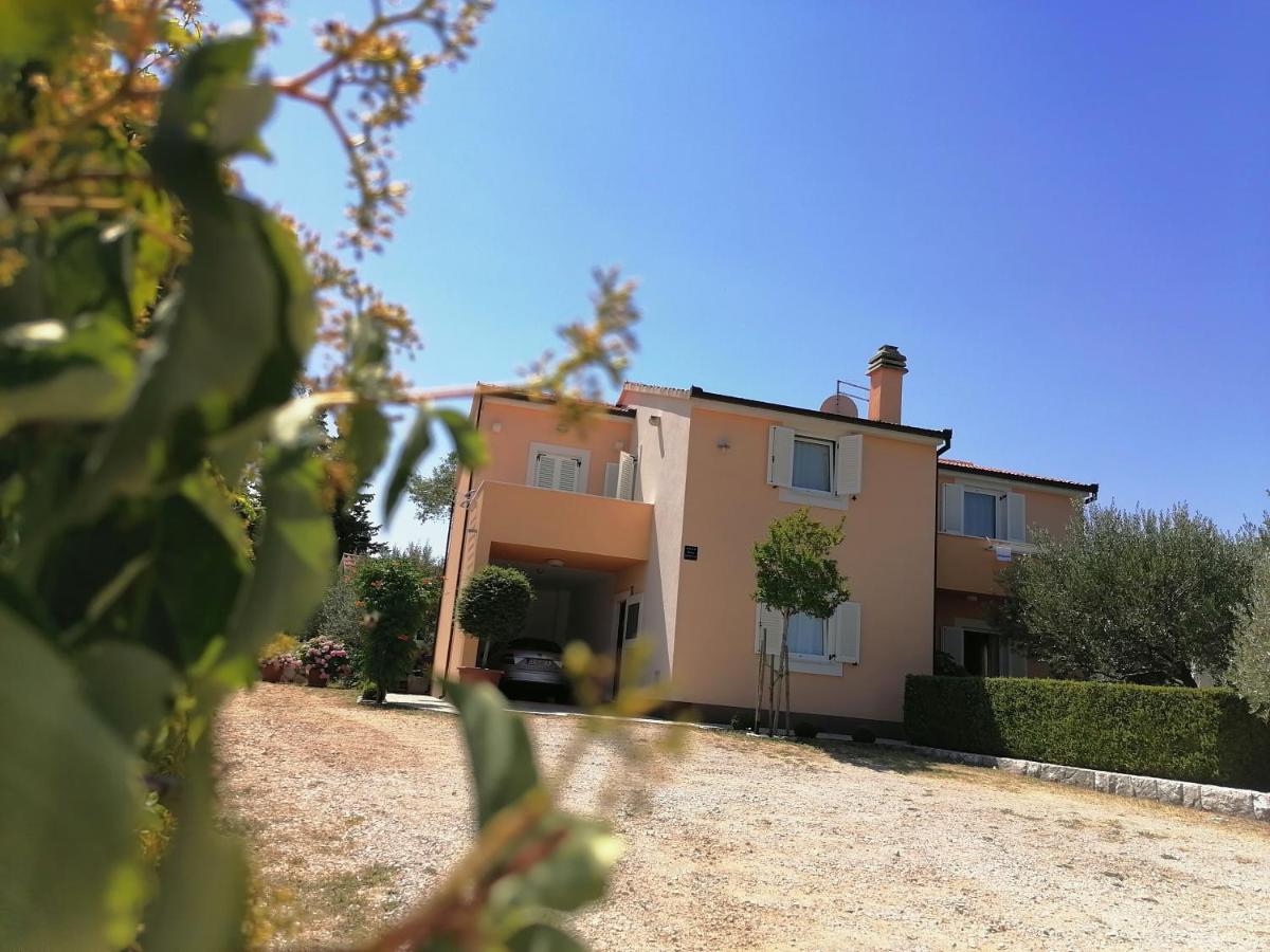 Kvasina Apartments Zadvarje Bagian luar foto
