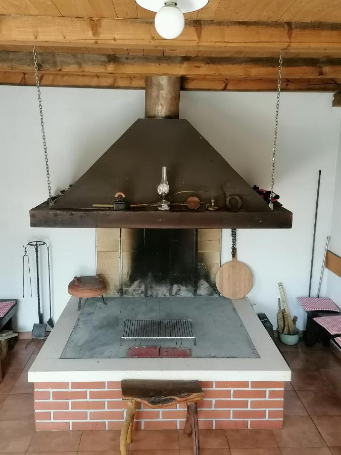 Kvasina Apartments Zadvarje Bagian luar foto